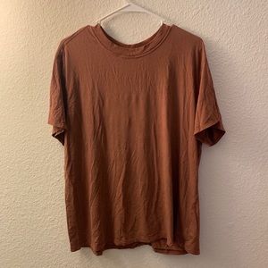 Lululemon Tee